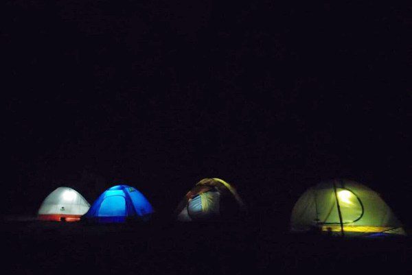 Cắm trại qua đêm tại Cúc Phương là hoạt động nhiều du khách ưa chuộng